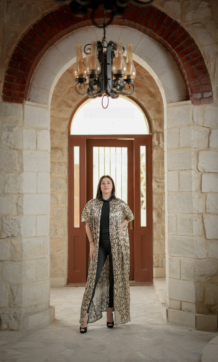 metallic kaftan  with black collar